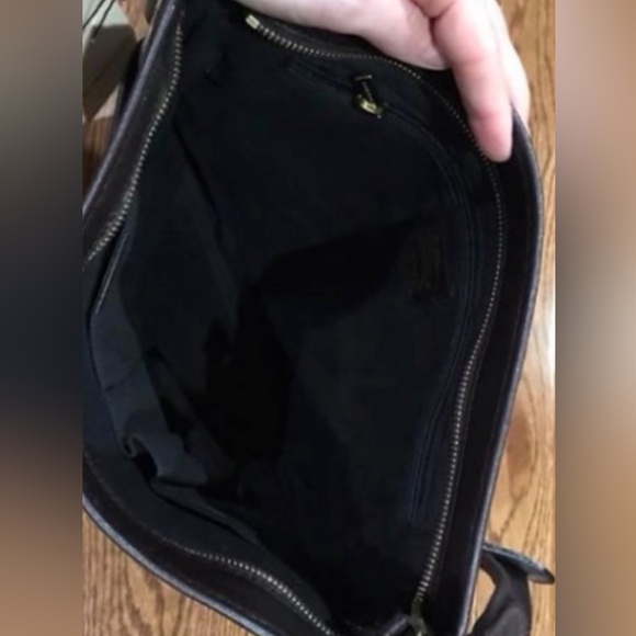 Burberry Bag. Excellent condition - Picture 3 of 5